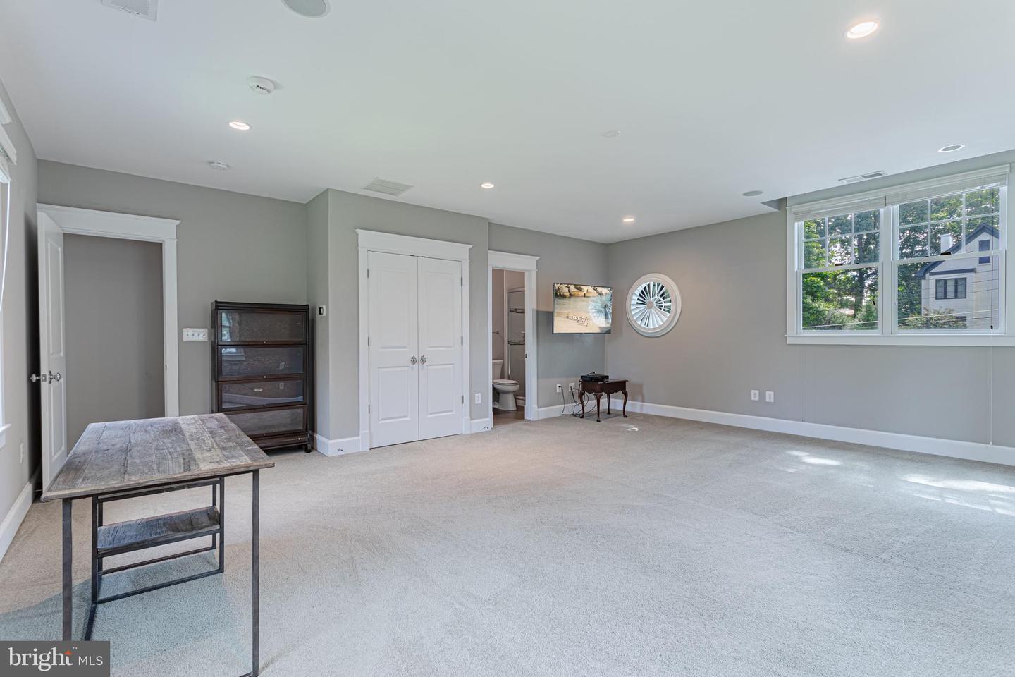 1478 WAGGAMAN CIRCLE