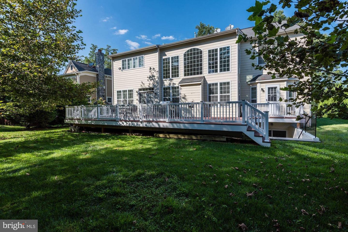 7351 NICOLE MARIE COURT