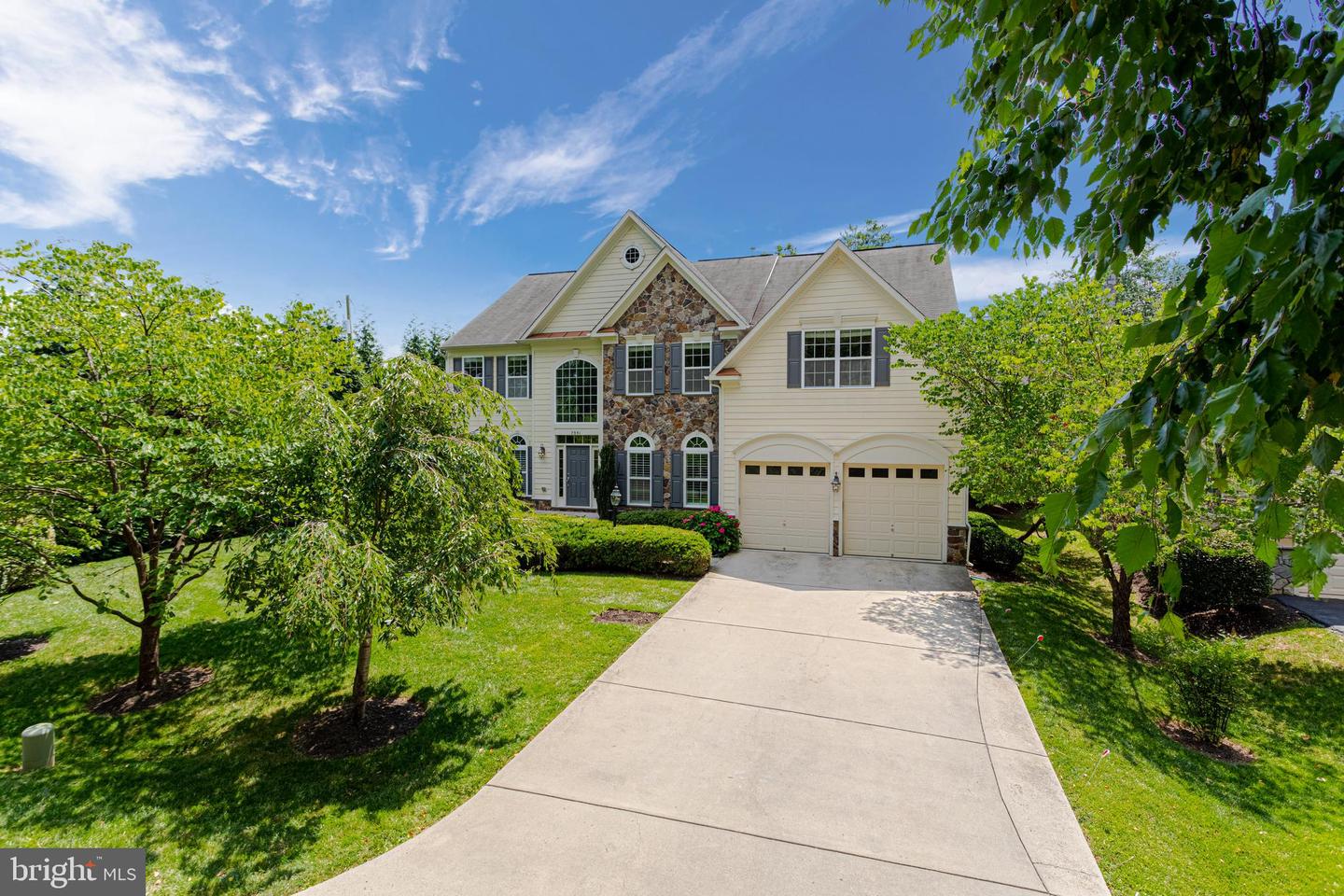 7351 NICOLE MARIE COURT