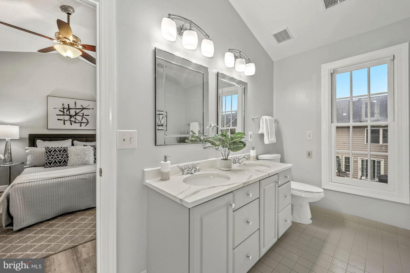 12789 DOGWOOD HILLS LANE