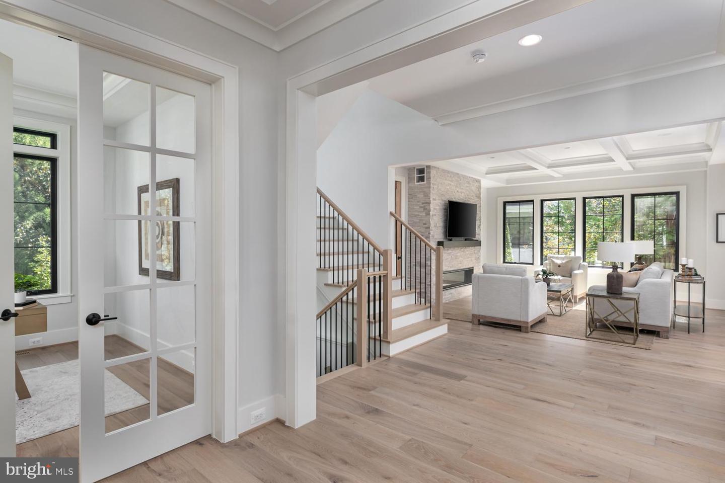 6033 Corland Ct