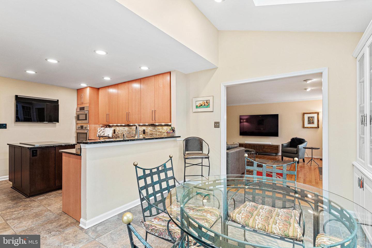 6502 DEIDRE TERRACE