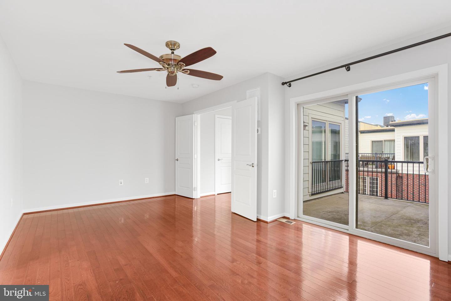 9696 CEDAR FARM CIRCLE