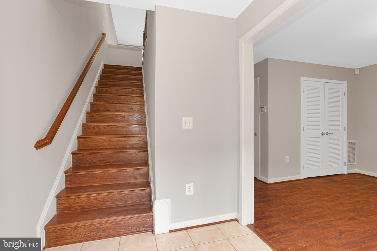 9696 CEDAR FARM CIRCLE