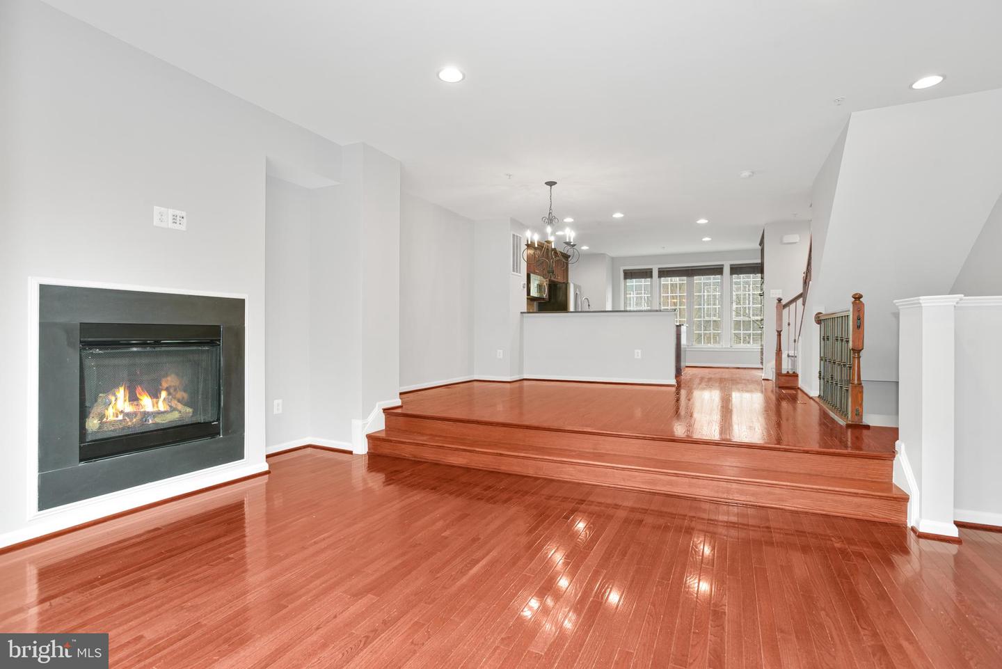 9696 CEDAR FARM CIRCLE