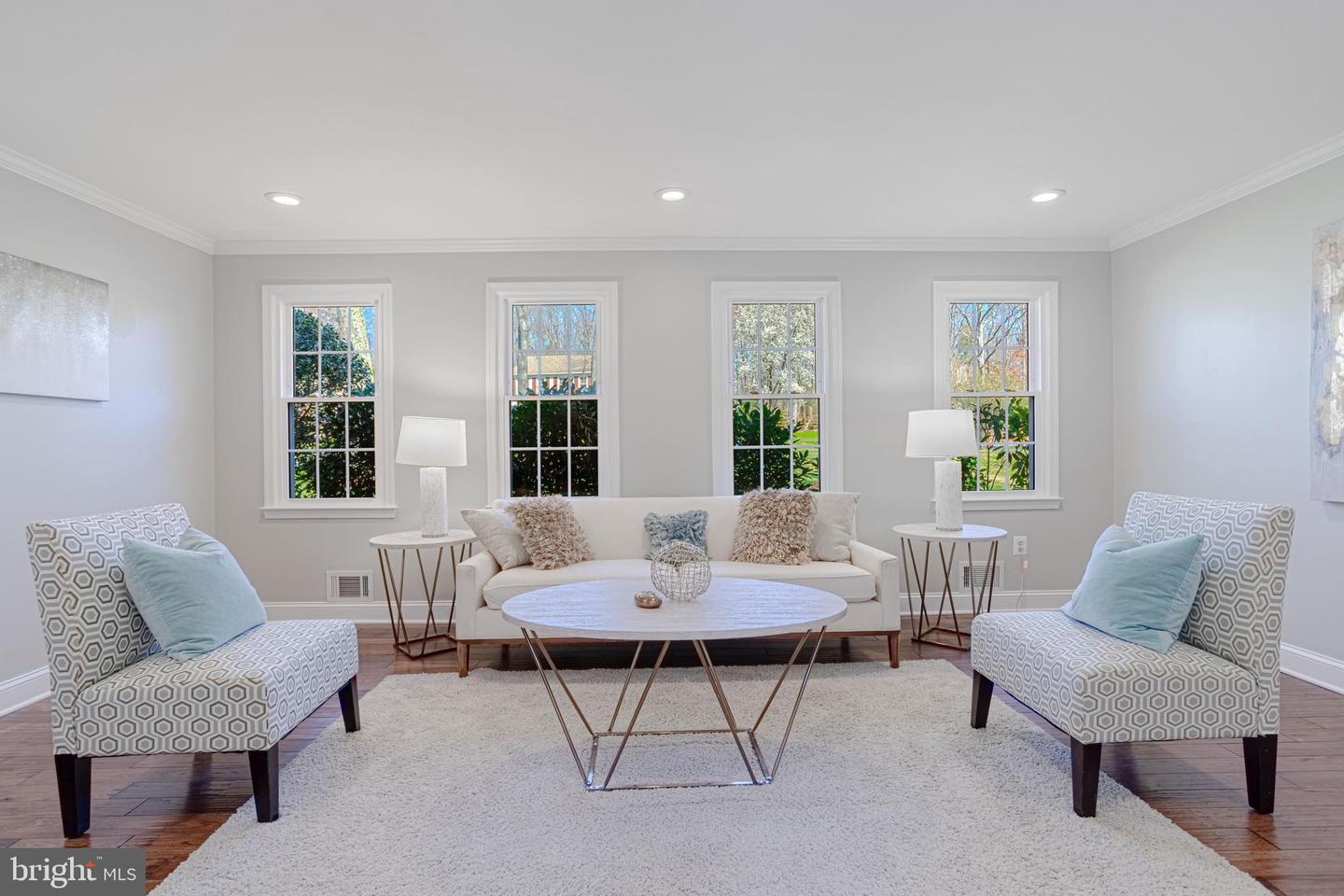 12188 HOLLY KNOLL CIRCLE