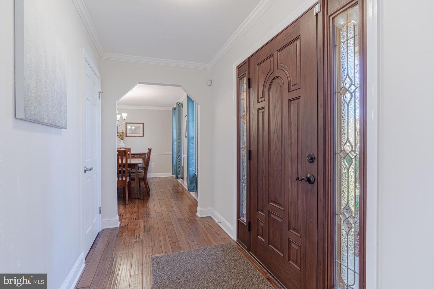 12188 HOLLY KNOLL CIRCLE