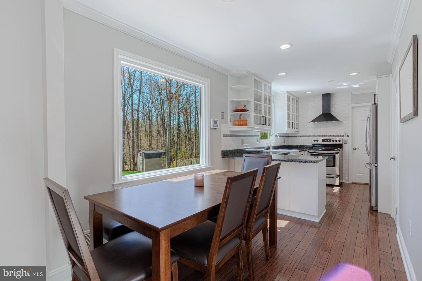 12188 HOLLY KNOLL CIRCLE