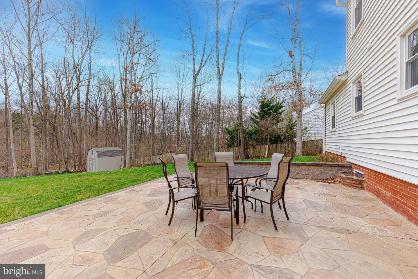 12188 HOLLY KNOLL CIRCLE
