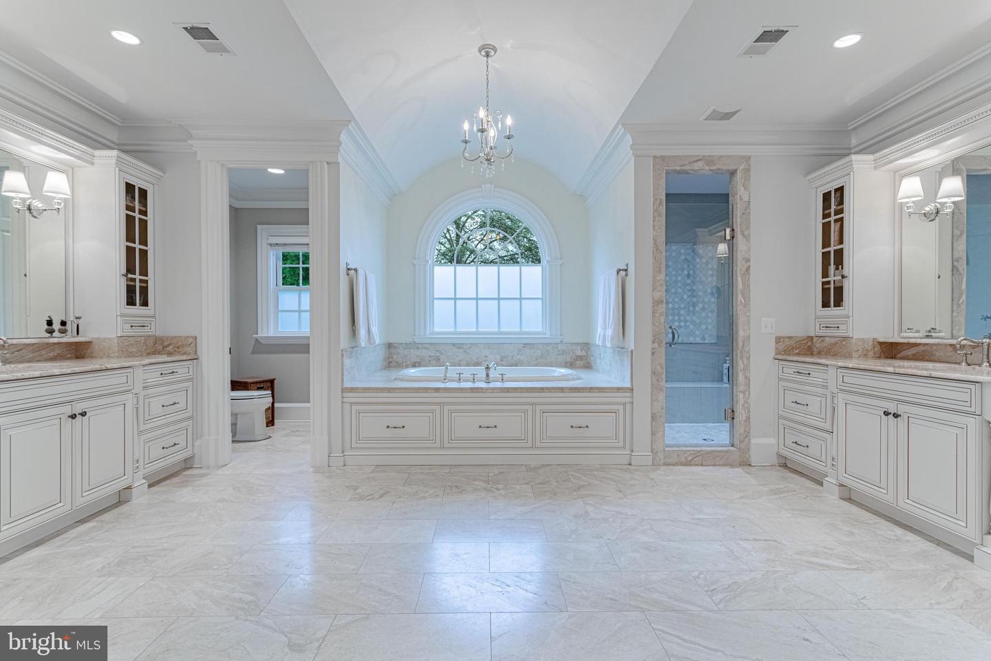 7112 ELIZABETH DRIVE