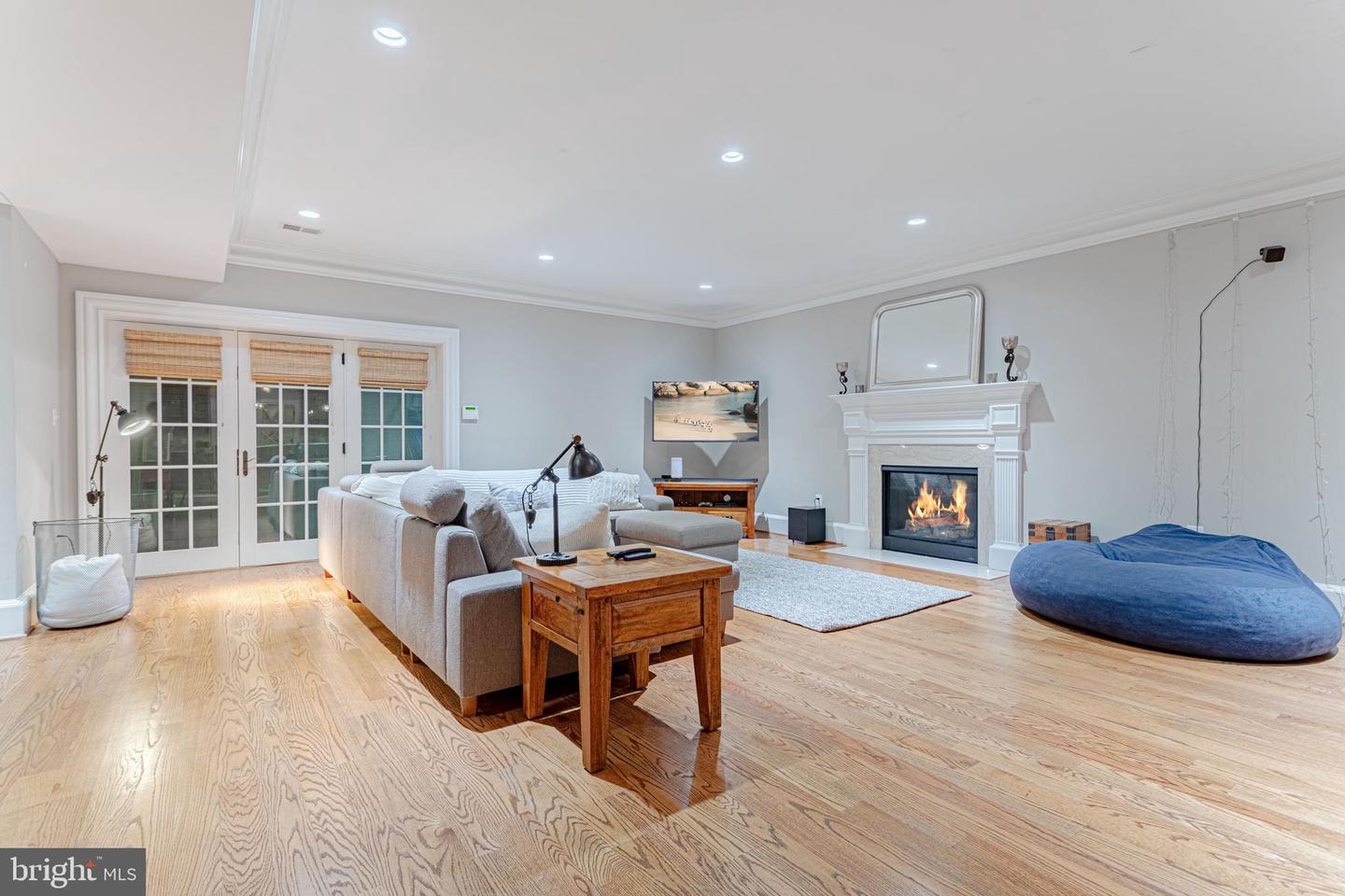 7112 ELIZABETH DRIVE