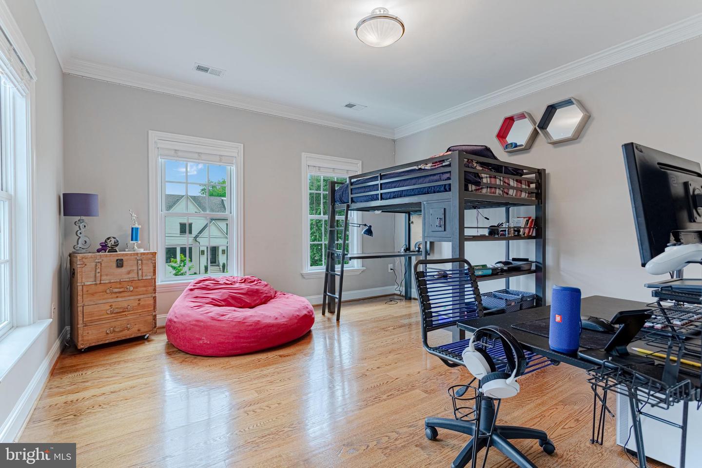 7112 ELIZABETH DRIVE