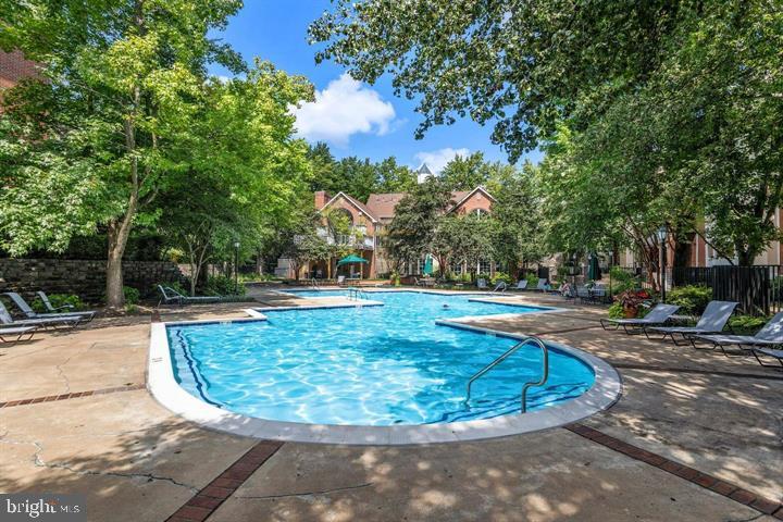 1540 LINCOLN WAY Unit: 304