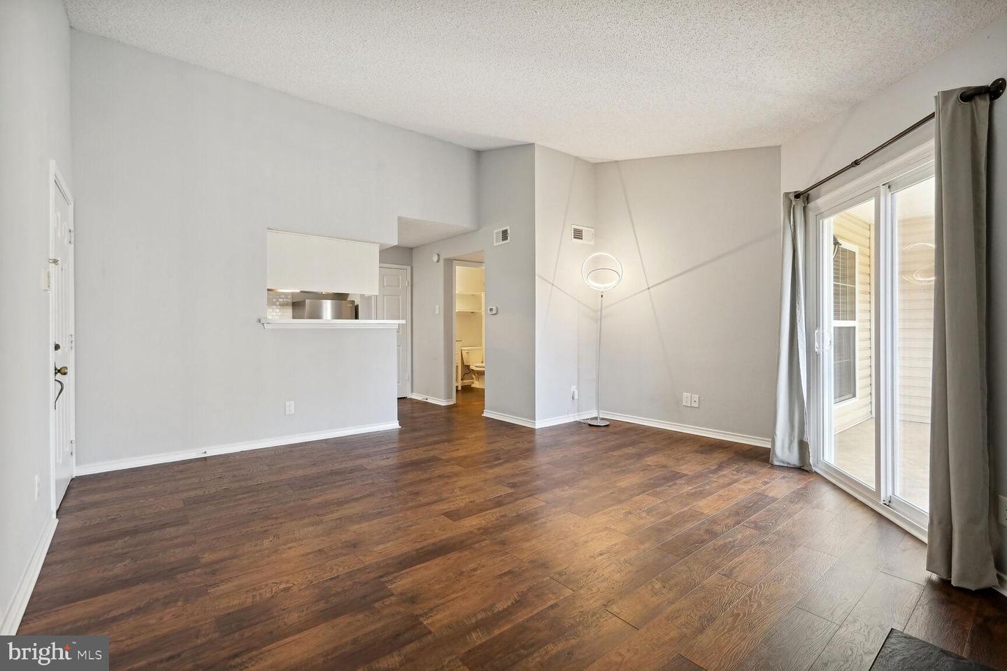 1540 LINCOLN WAY Unit: 304