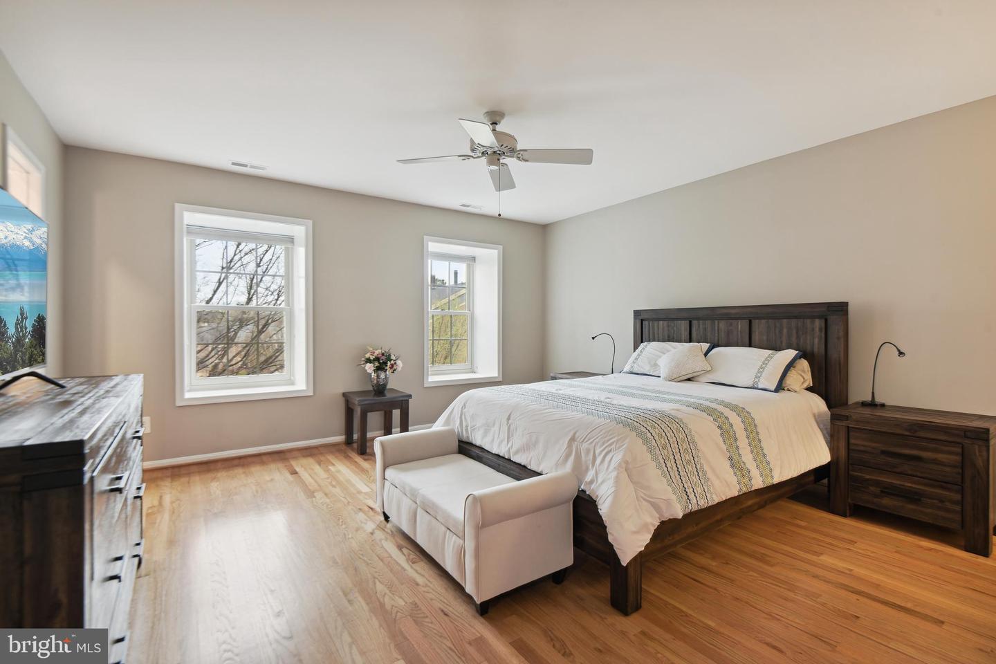 1421 MCLEAN MEWS COURT