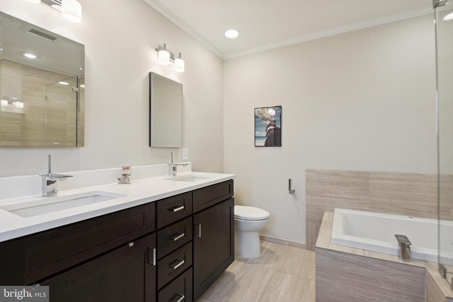 1421 MCLEAN MEWS COURT