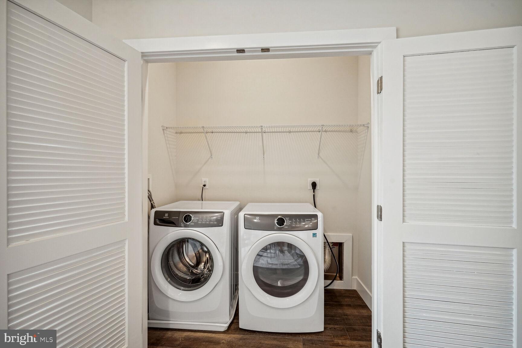 1761 Old Meadow ROAD Unit: 523