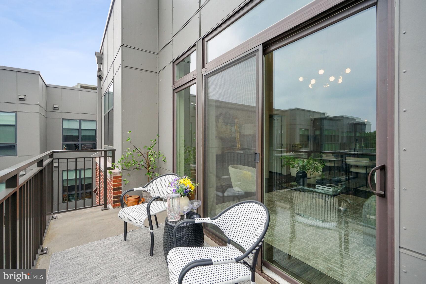 1761 Old Meadow ROAD Unit: 523