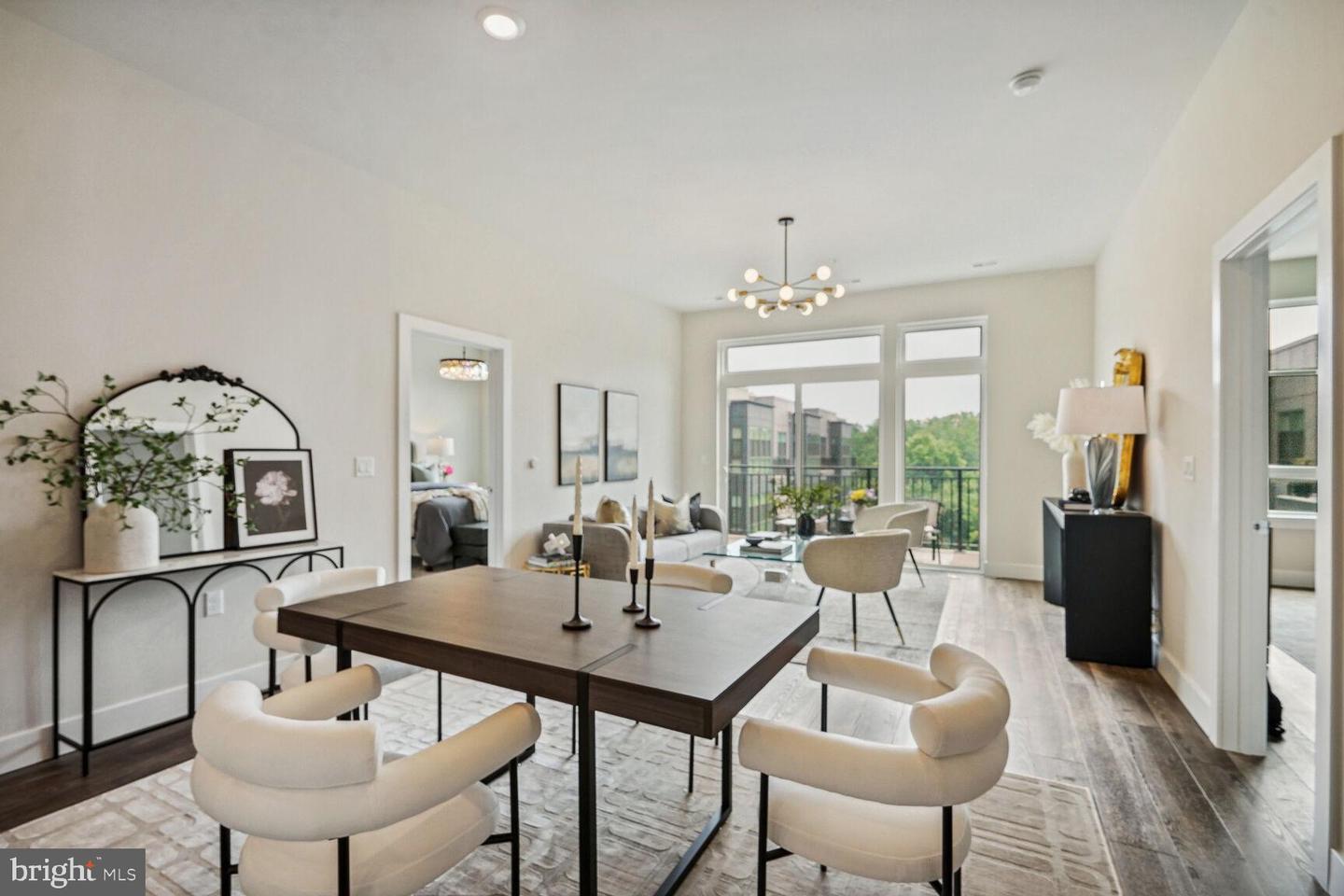 1761 Old Meadow ROAD Unit: 523
