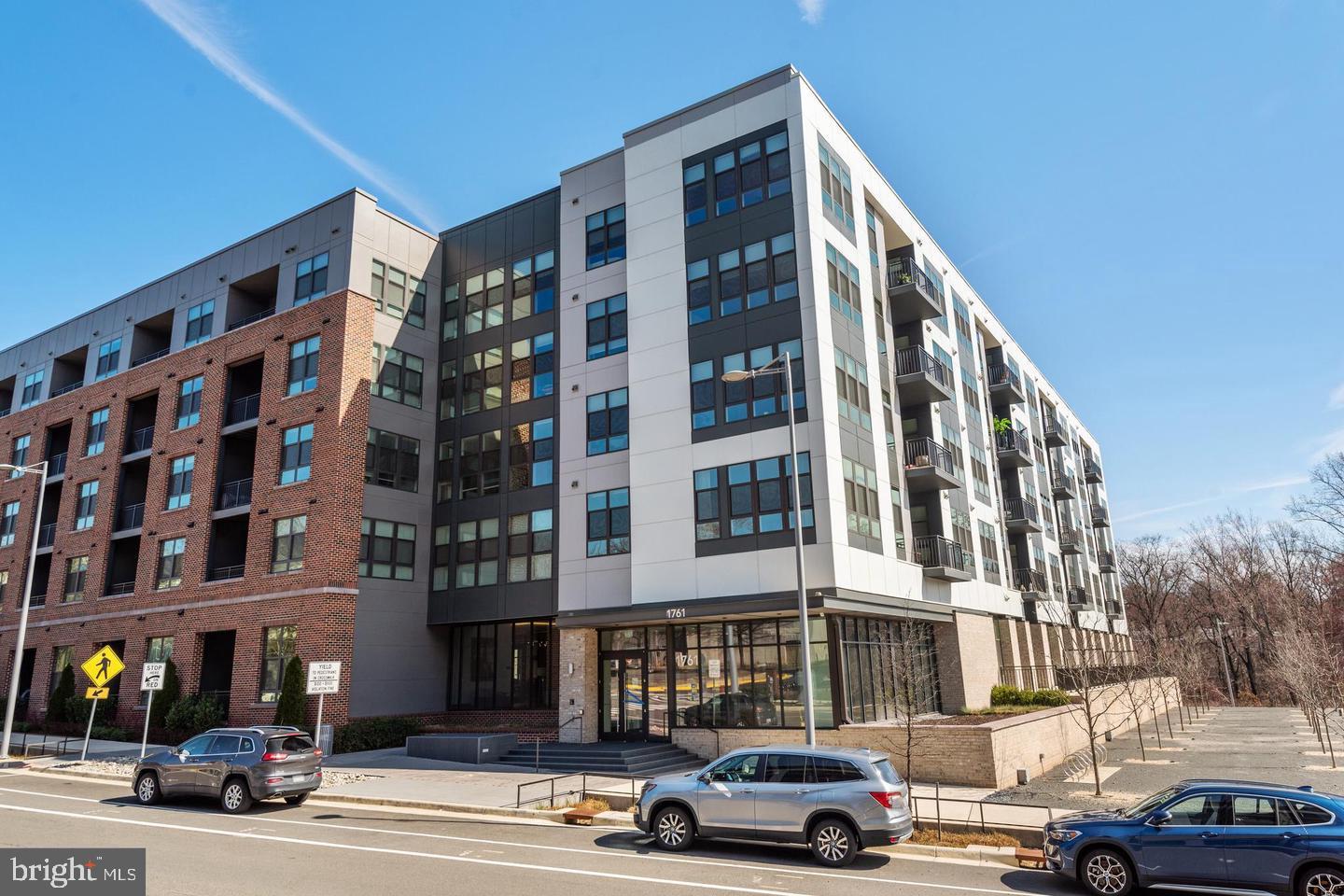 1761 Old Meadow ROAD Unit: 523