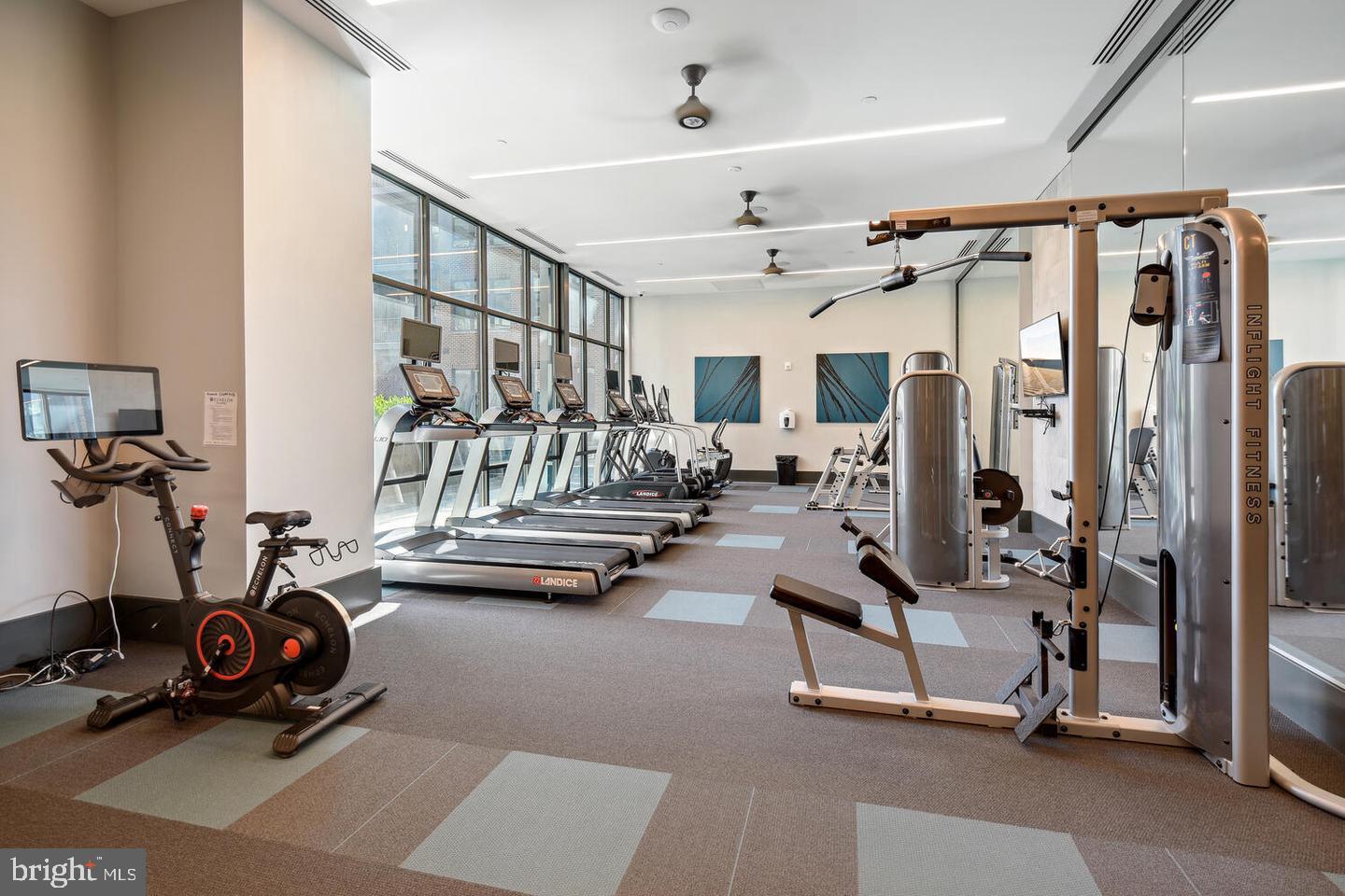 1761 Old Meadow ROAD Unit: 523