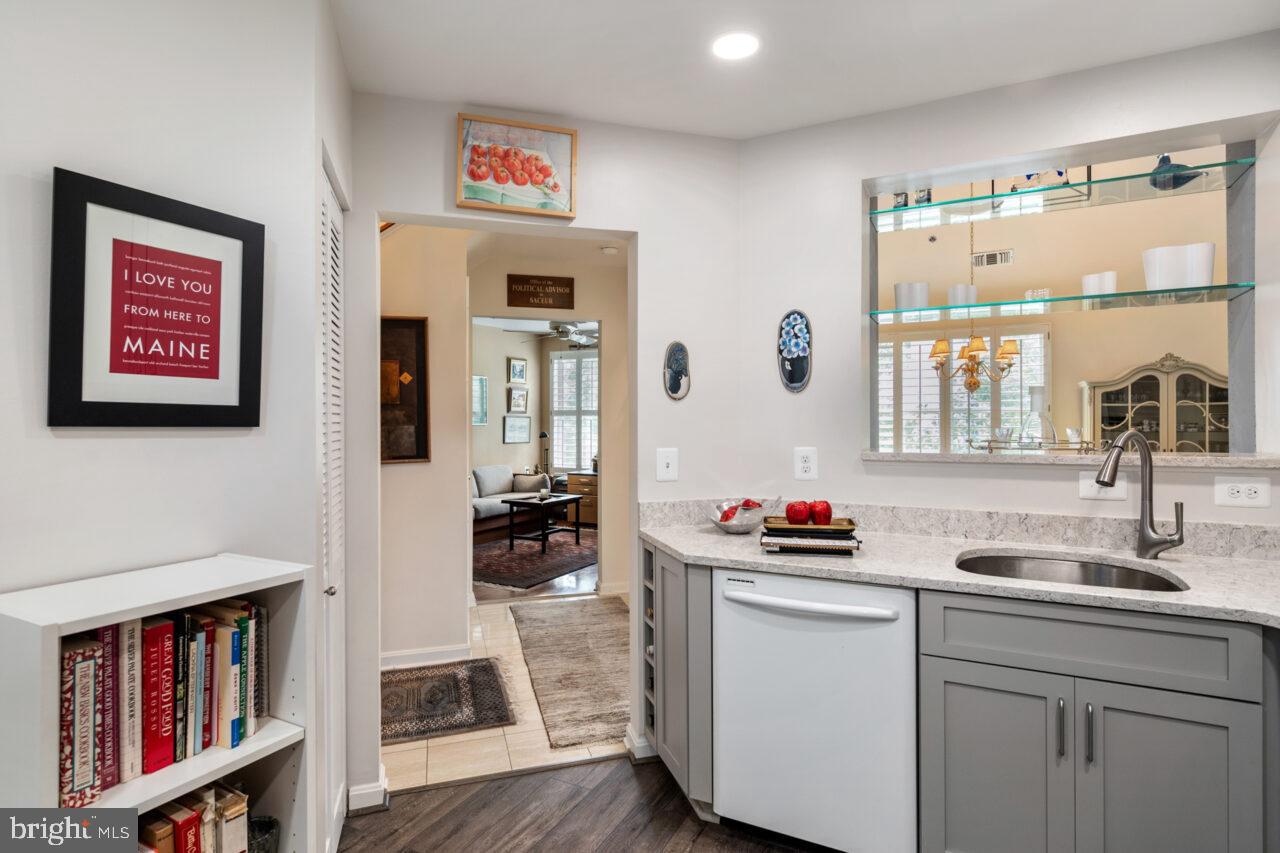 1855 Stratford Park Place Pl Unit: 412