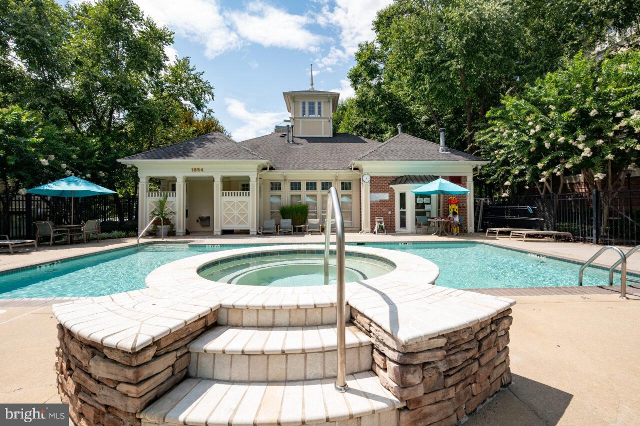 1855 Stratford Park Place Pl Unit: 412