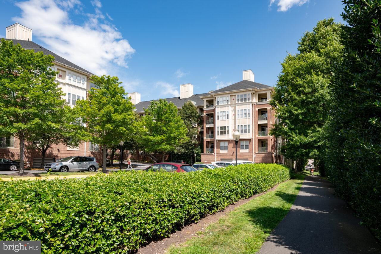 1855 Stratford Park Place Pl Unit: 412