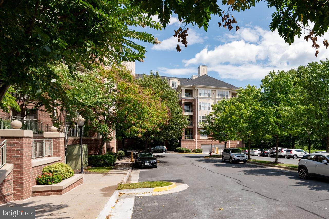 1855 Stratford Park Place Pl Unit: 412