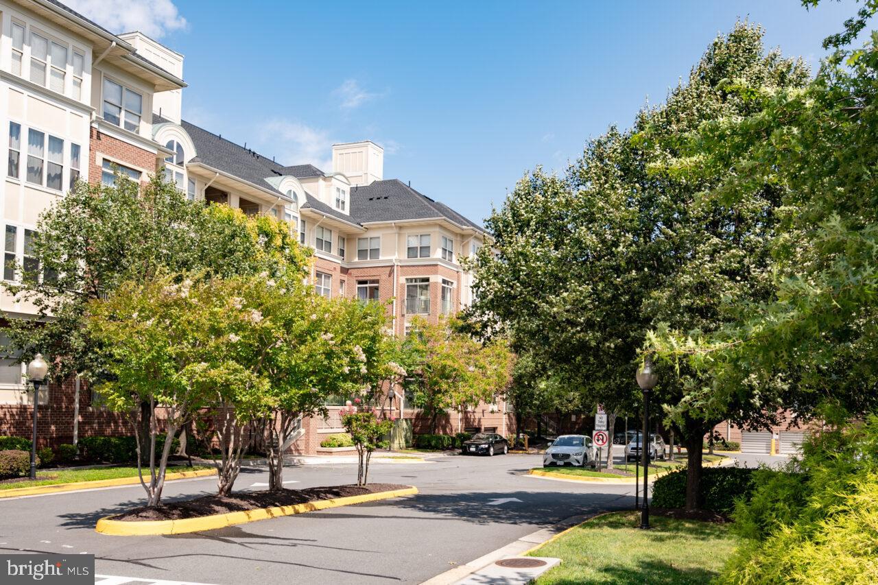 1855 Stratford Park Place Pl Unit: 412