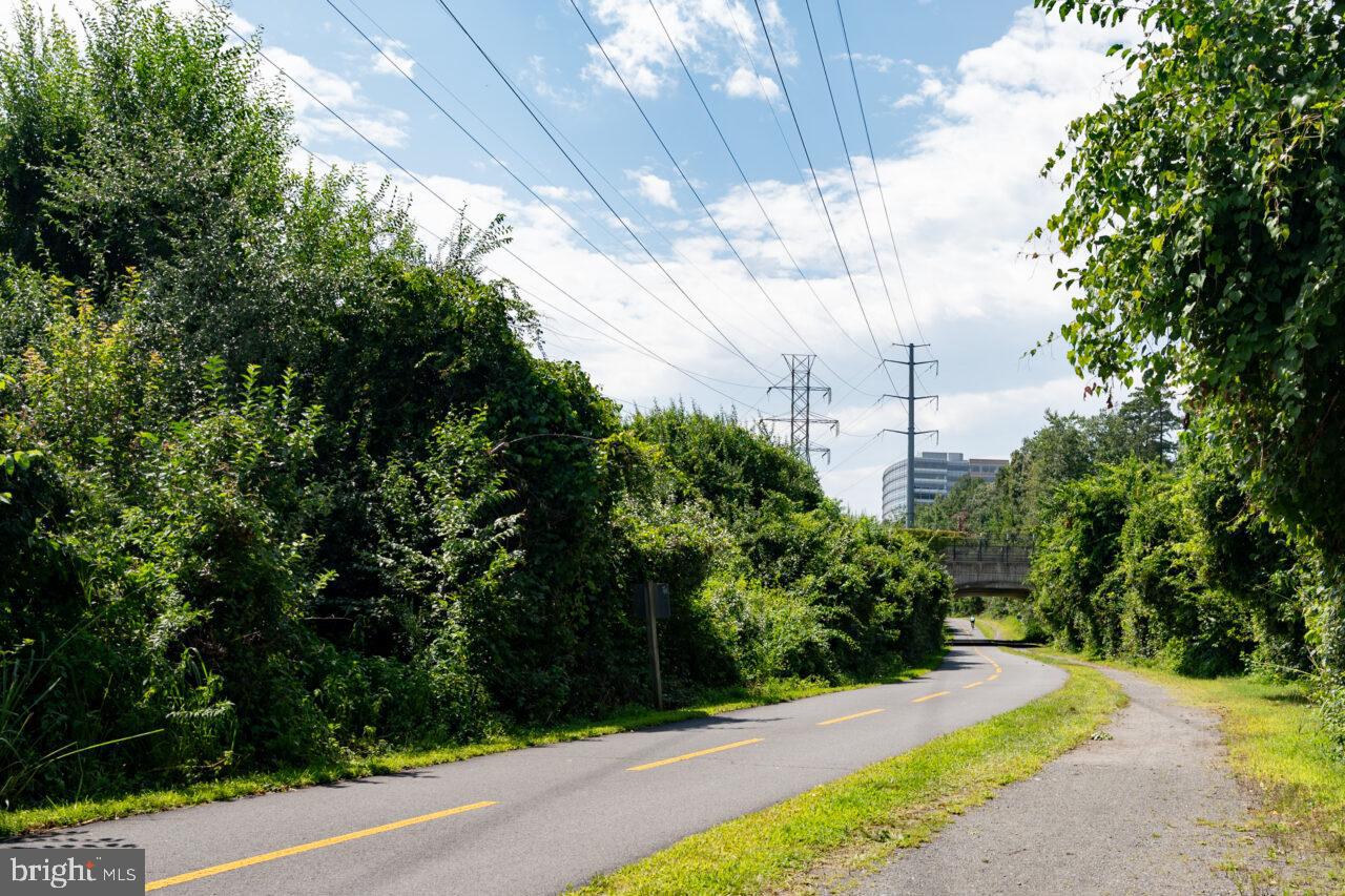 1855 Stratford Park Place Pl Unit: 412