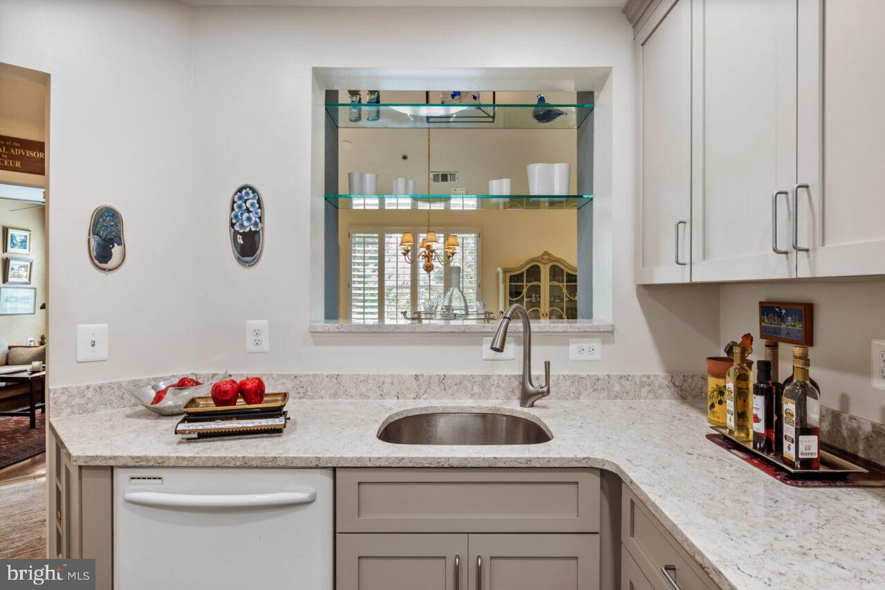 1855 Stratford Park Place Pl Unit: 412