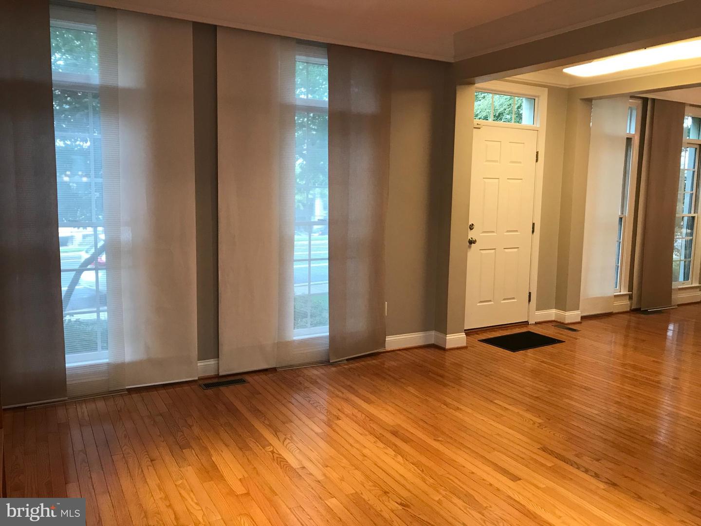 1406 Ingleside