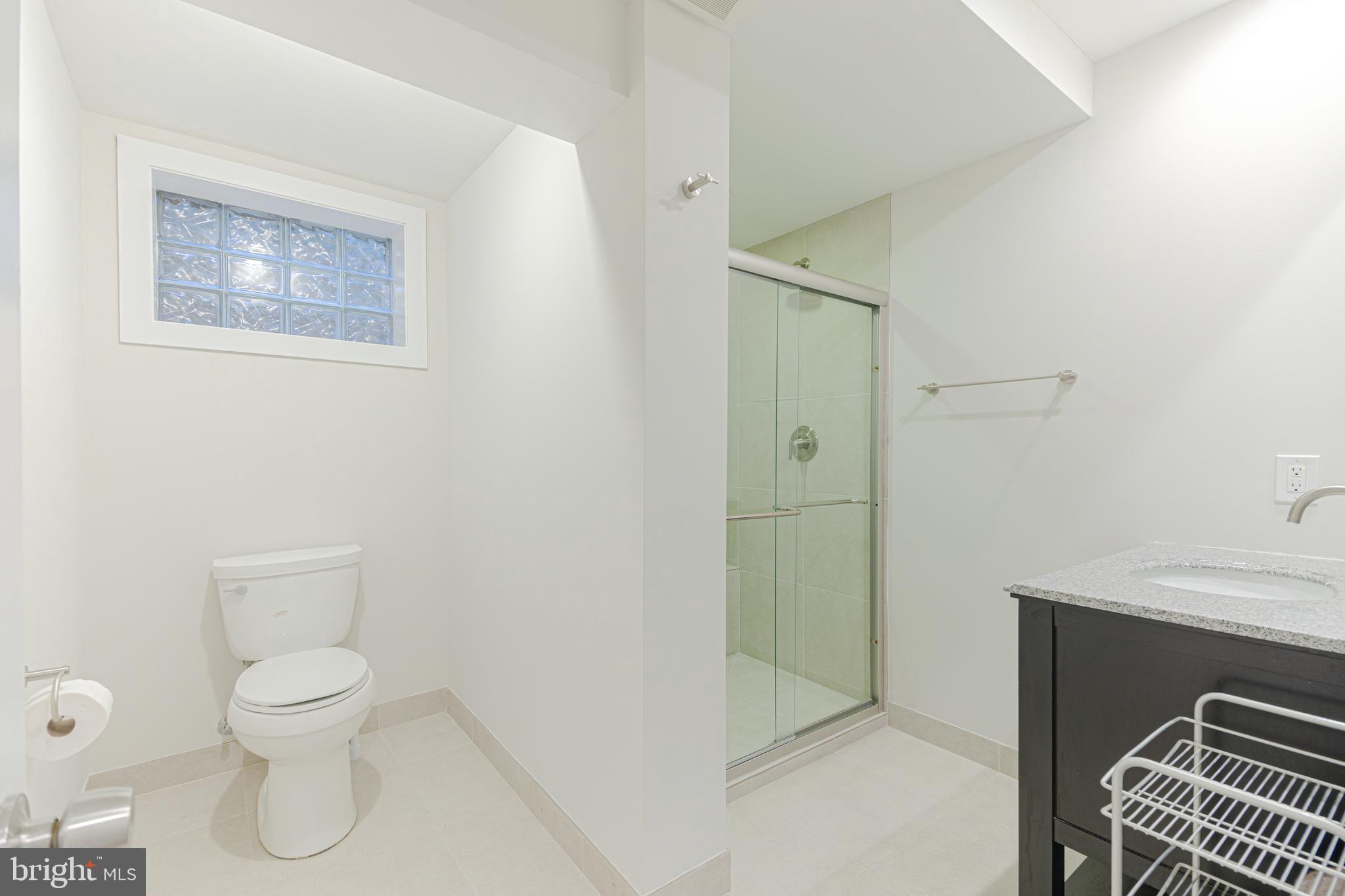 1622 WESTMORELAND STREET