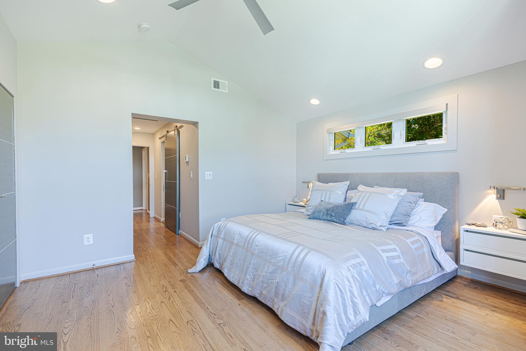 1622 WESTMORELAND STREET