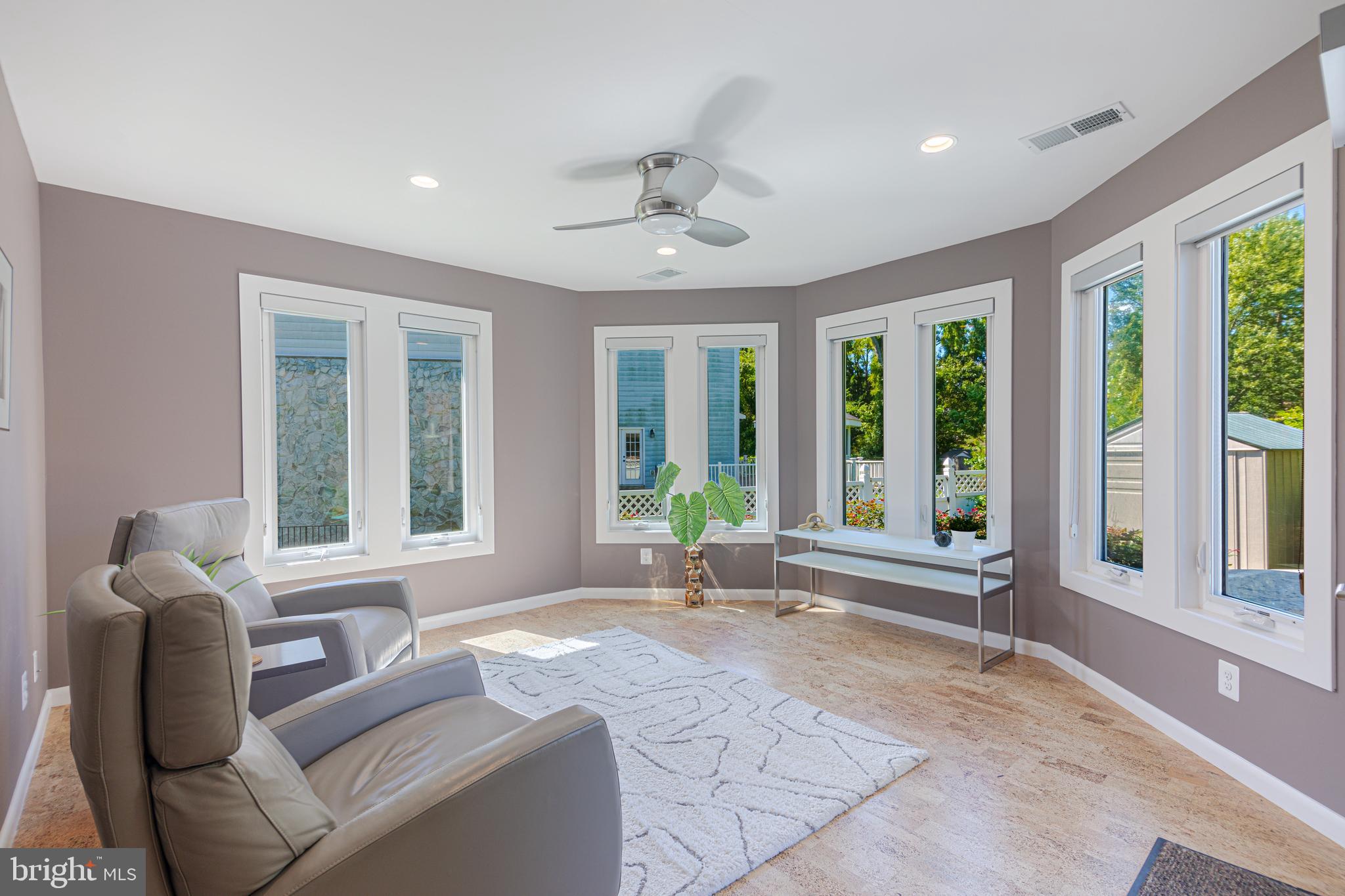 1622 WESTMORELAND STREET