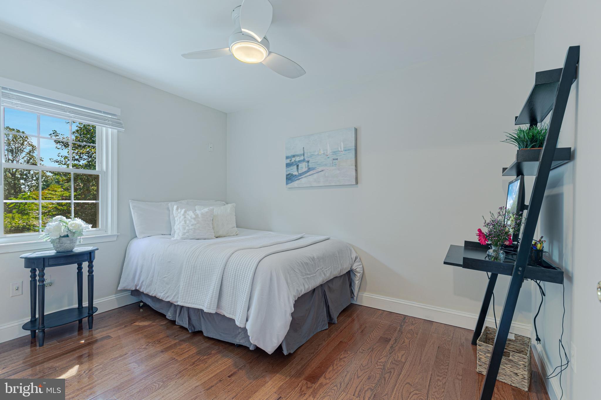 6513 BELLAMINE COURT