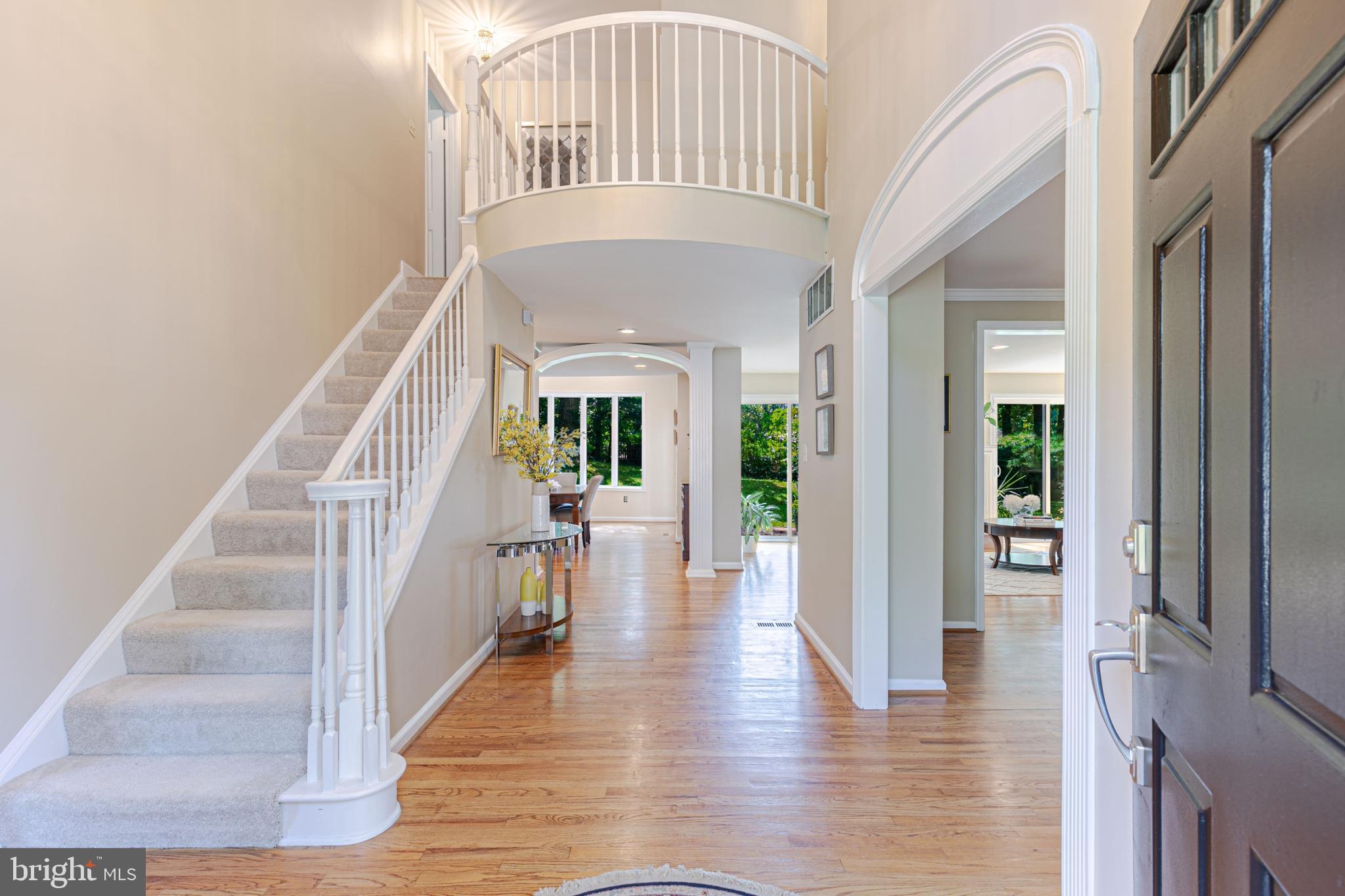 6513 BELLAMINE COURT