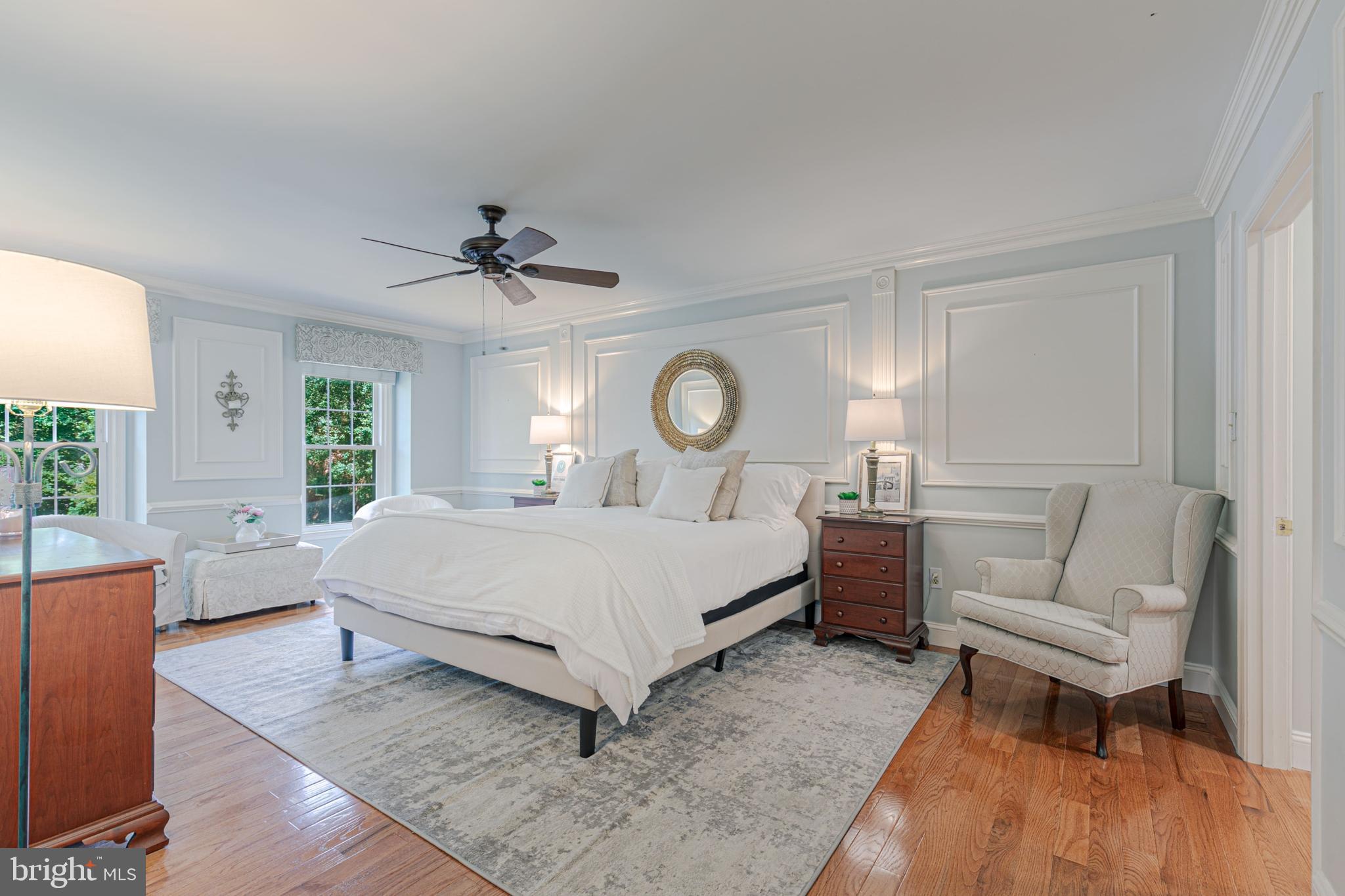 6513 BELLAMINE COURT