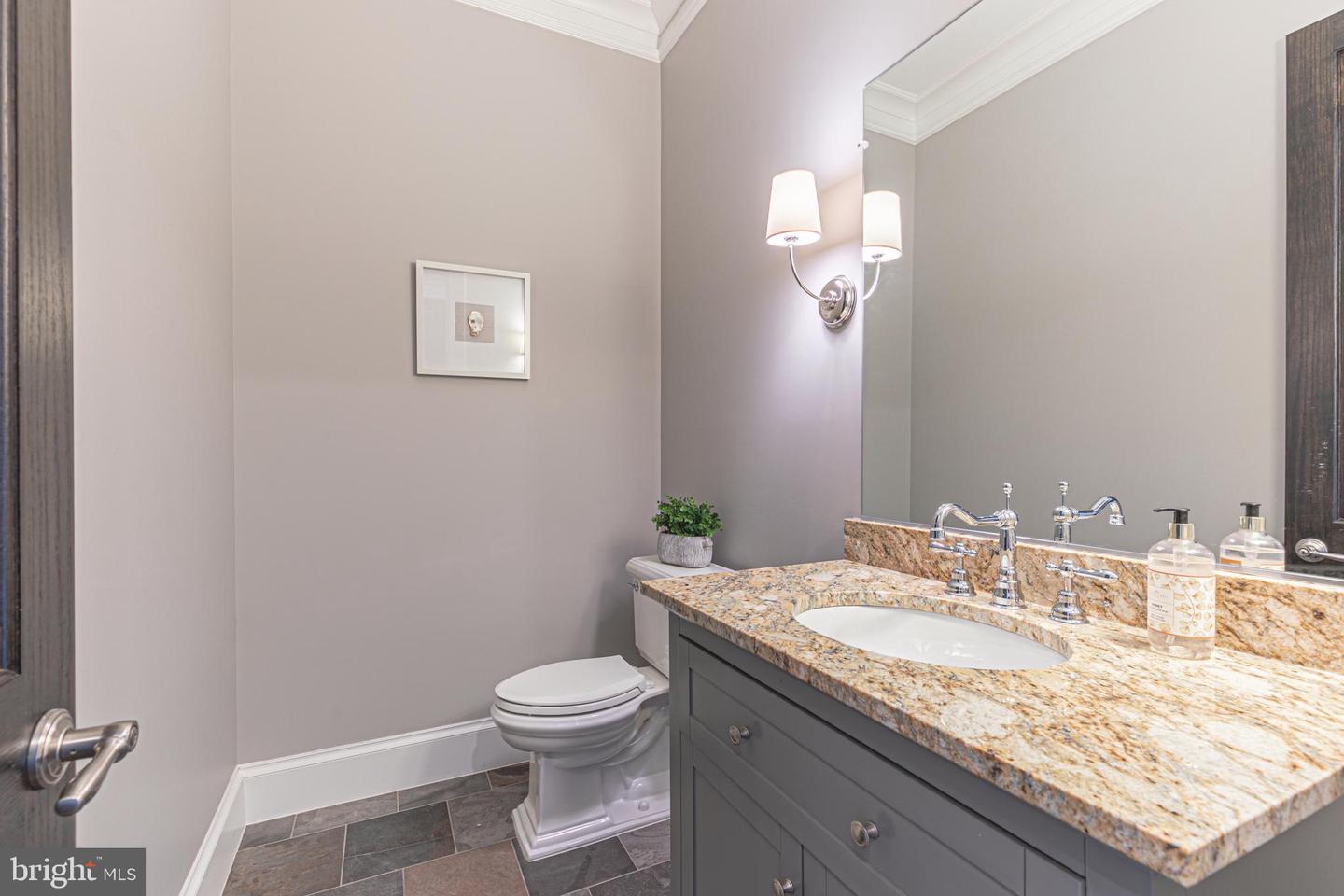 5906 Calla DRIVE