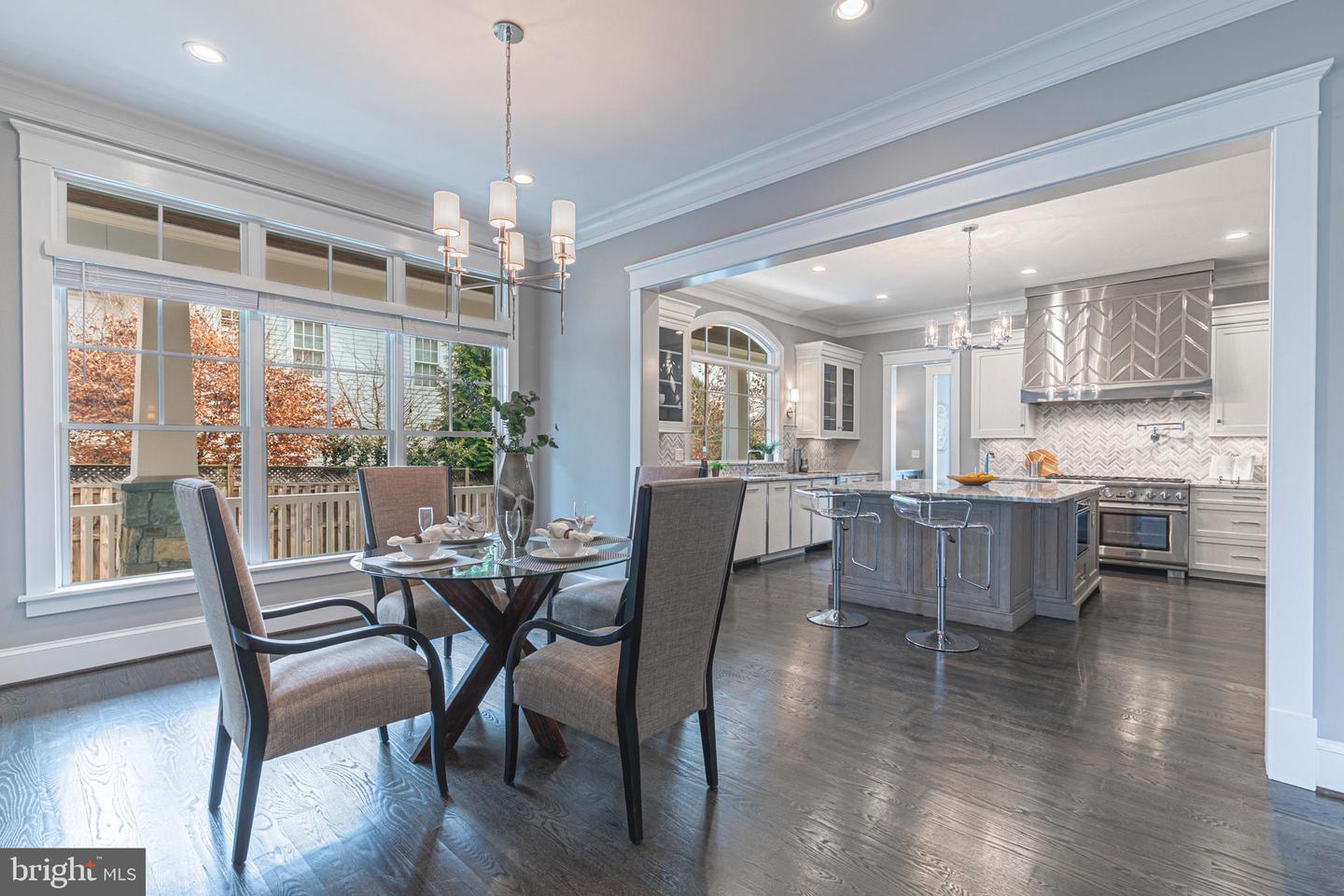 5906 Calla DRIVE