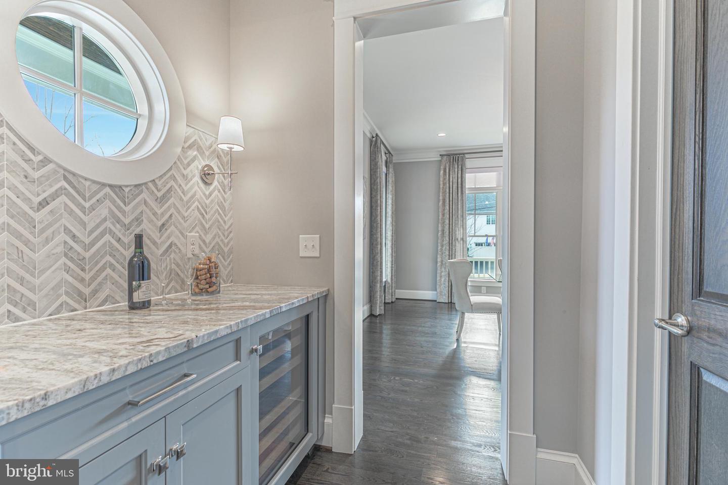 5906 Calla DRIVE