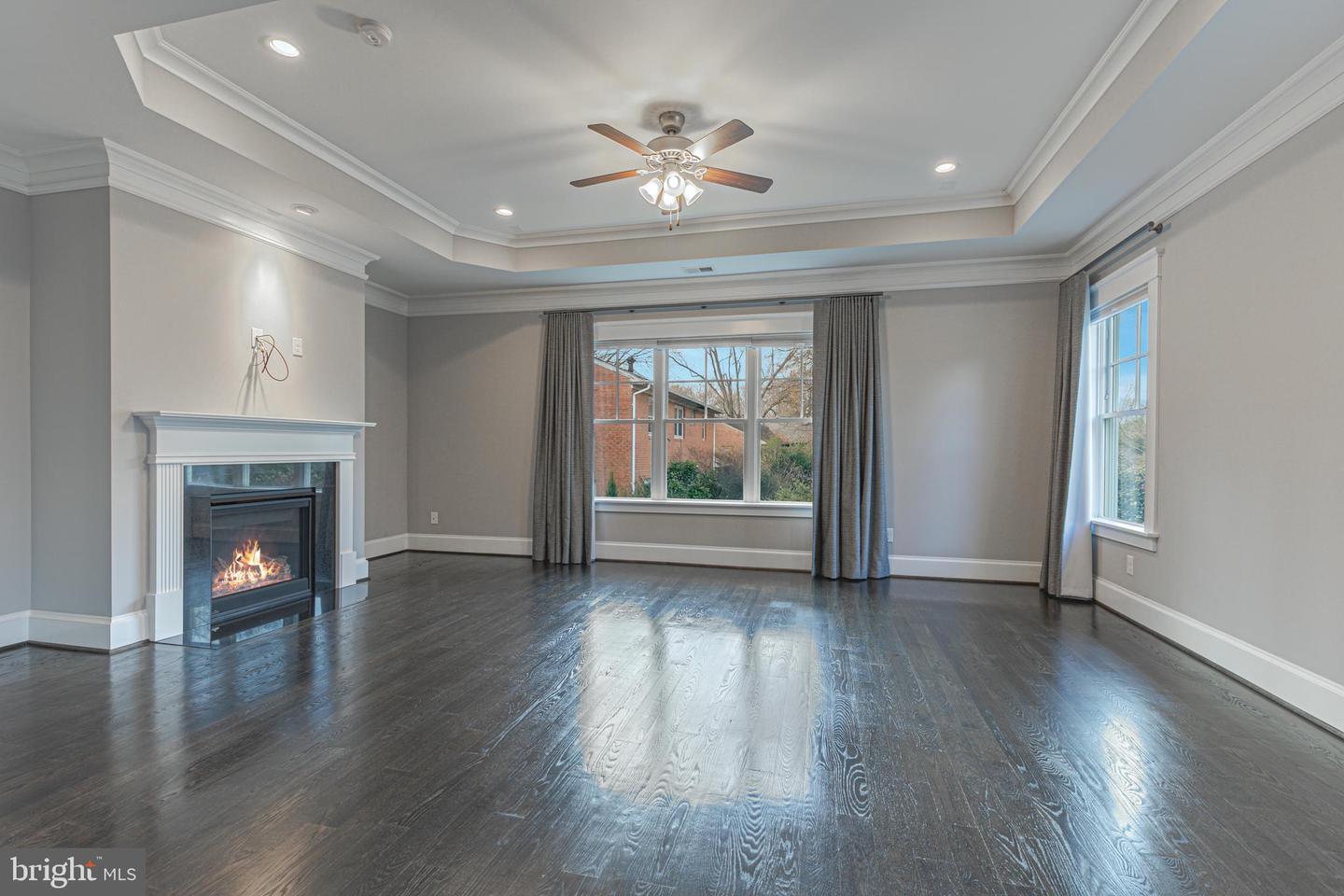 5906 Calla DRIVE