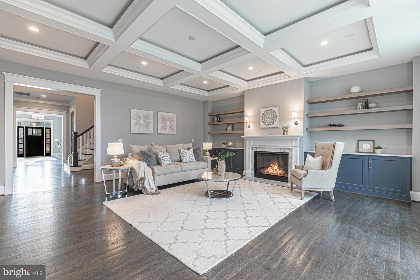 5906 Calla DRIVE