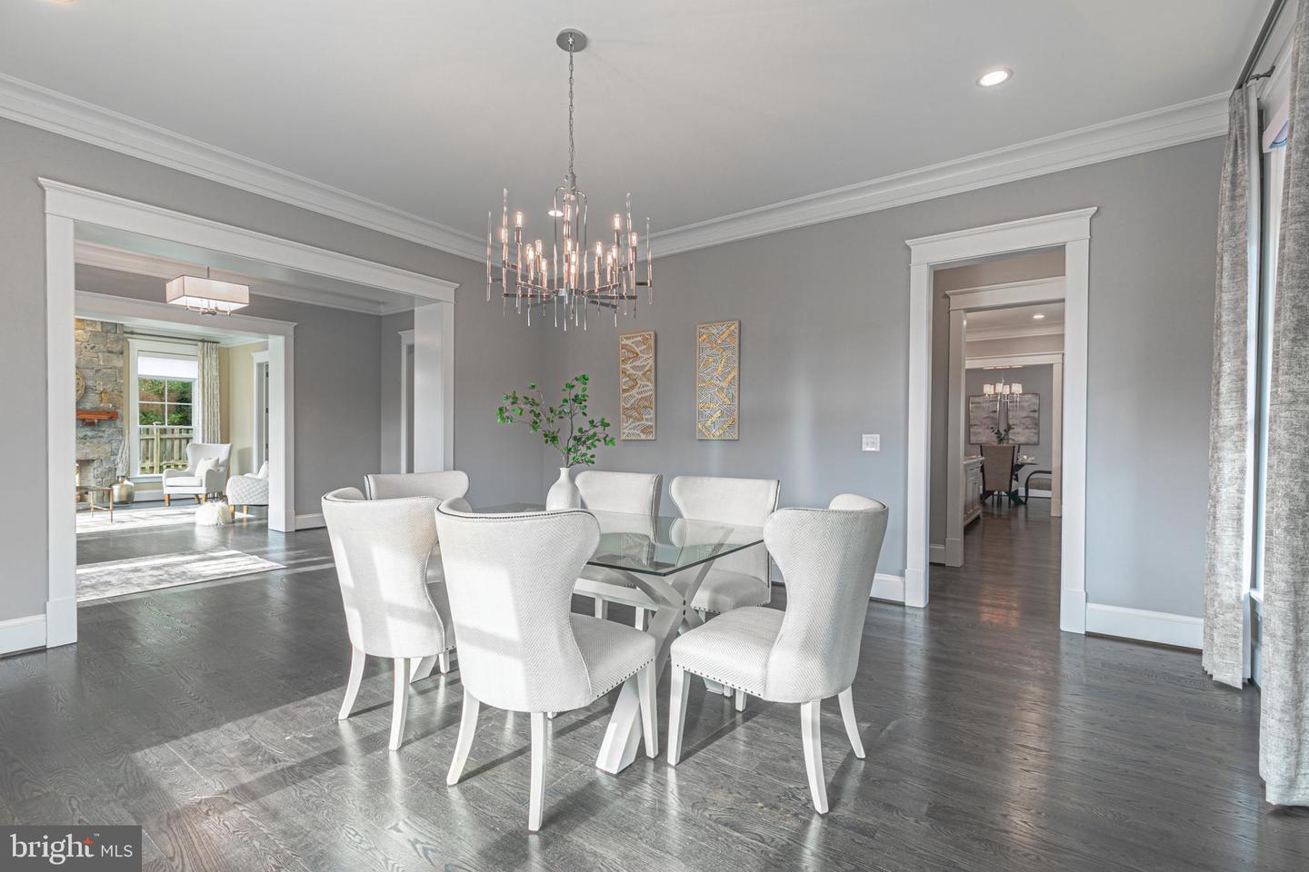 5906 Calla DRIVE