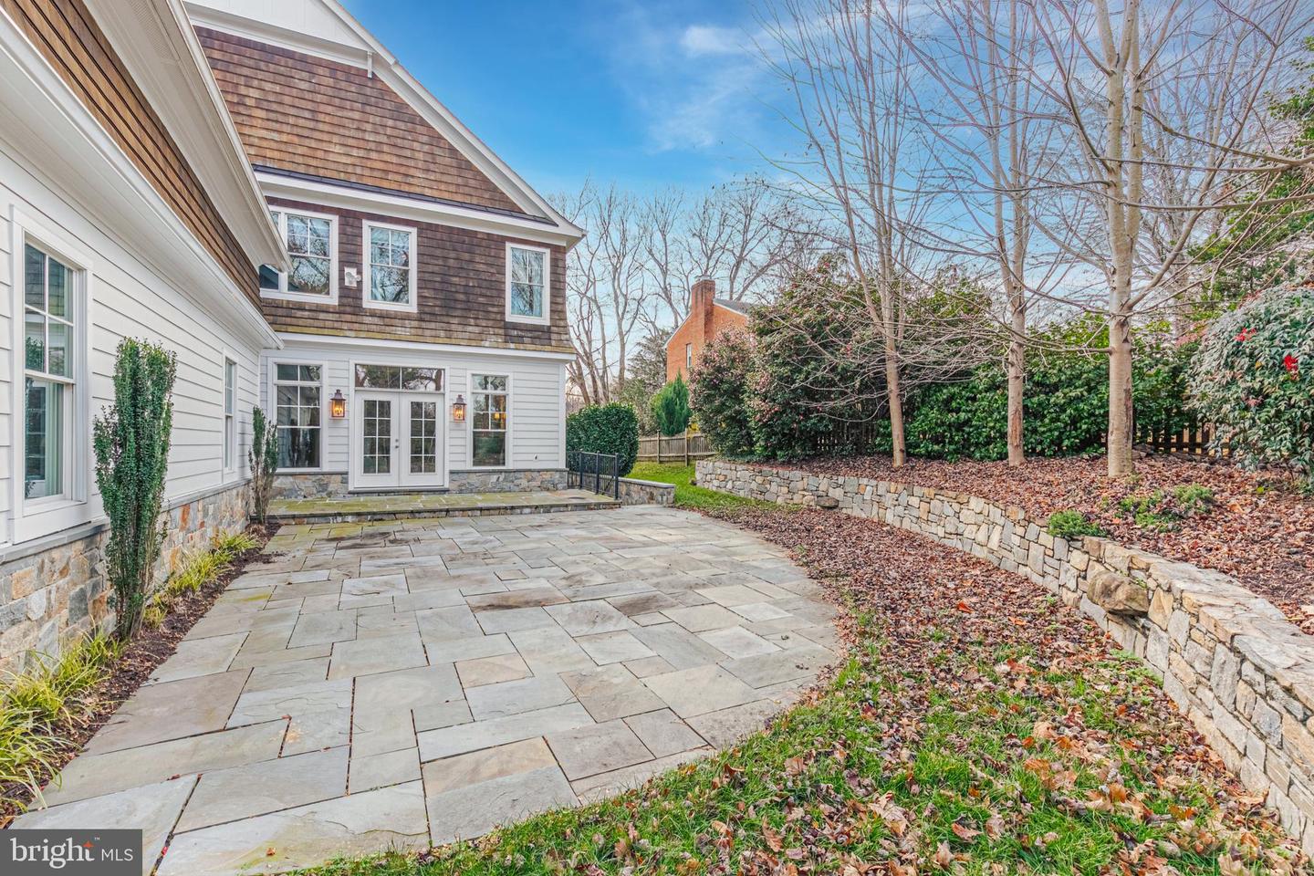 5906 Calla DRIVE