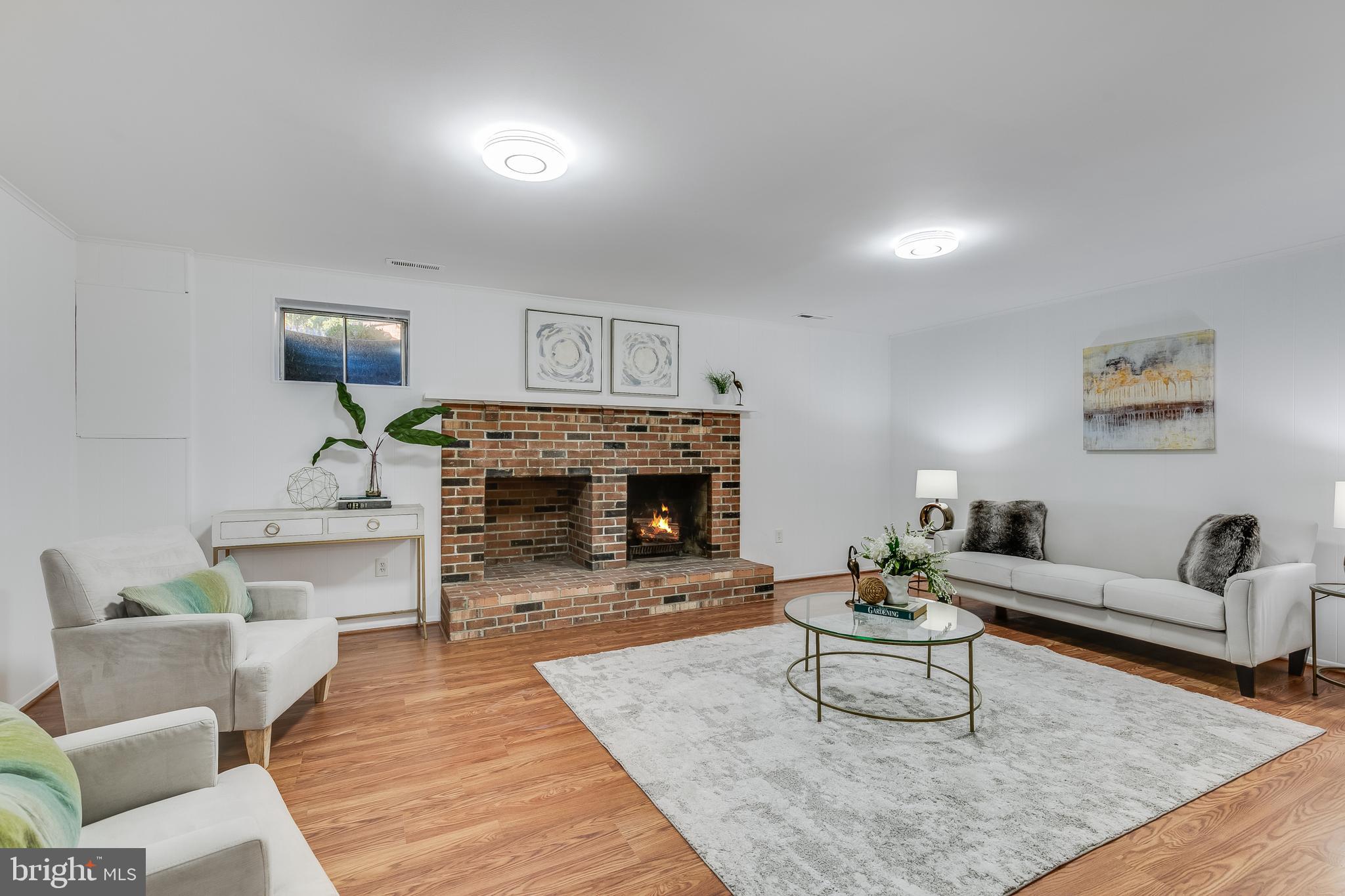 3004 Seven Oaks Place