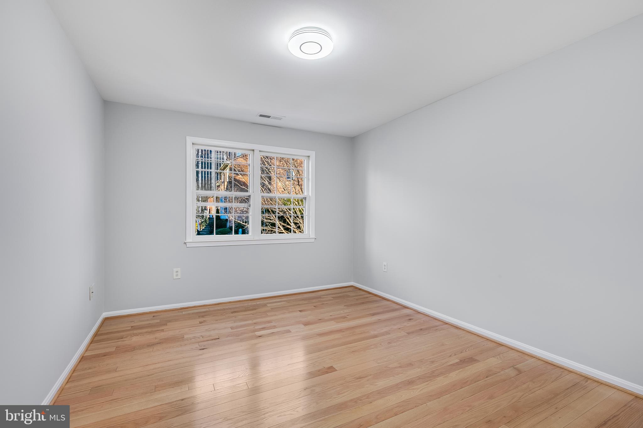 3004 Seven Oaks Place