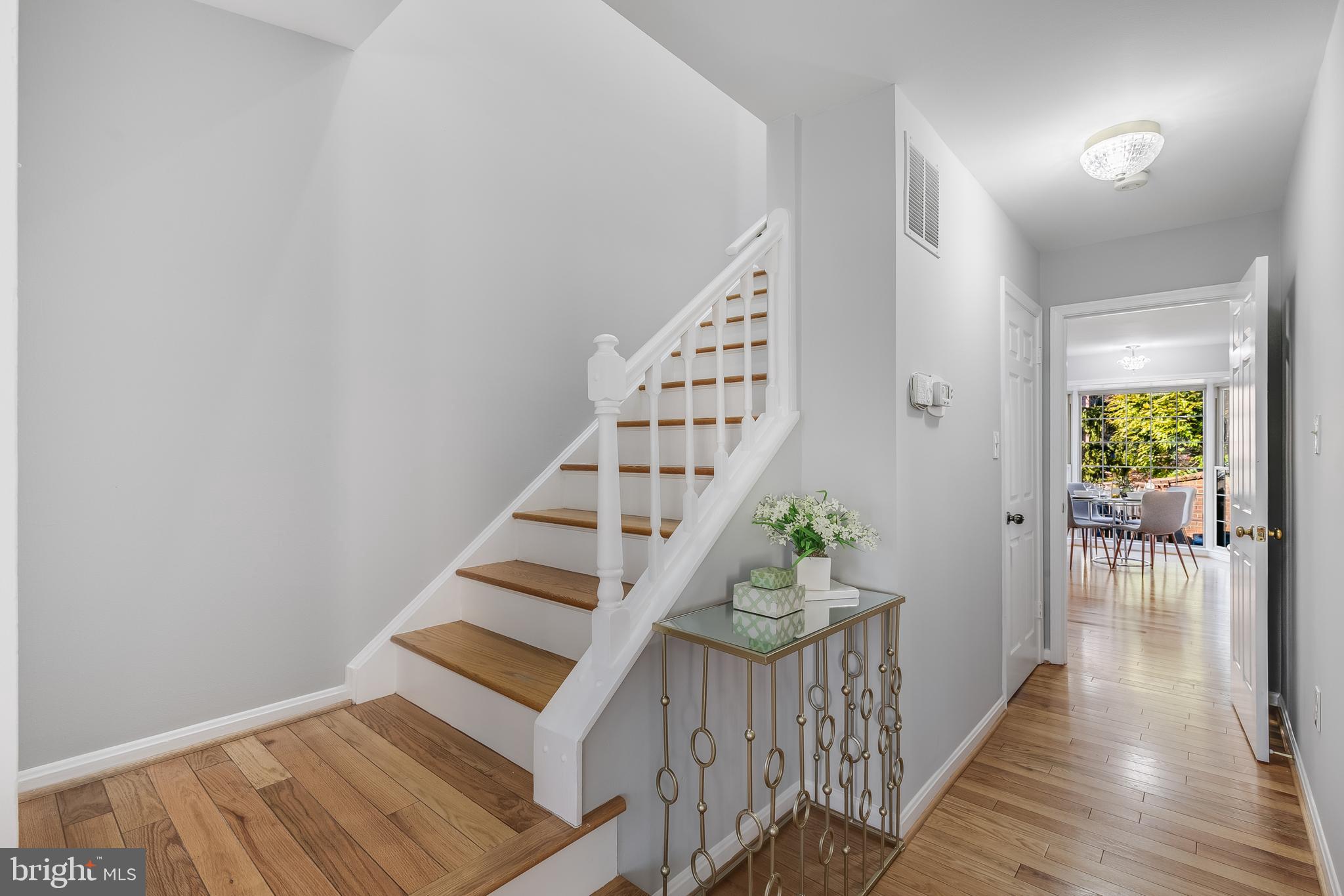 3004 Seven Oaks Place