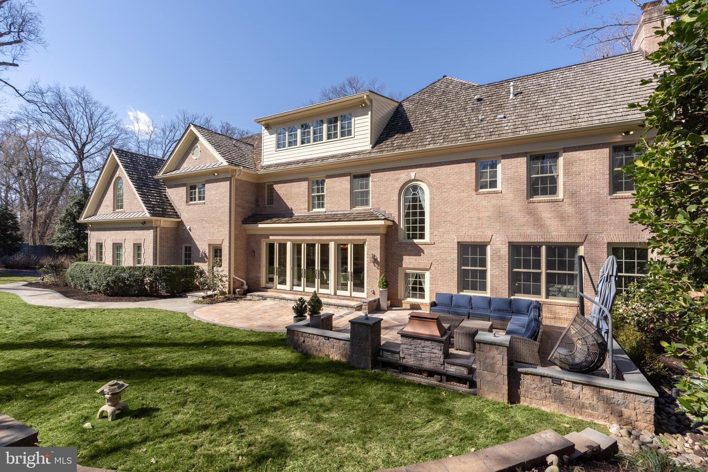 7426 Dulany Dr